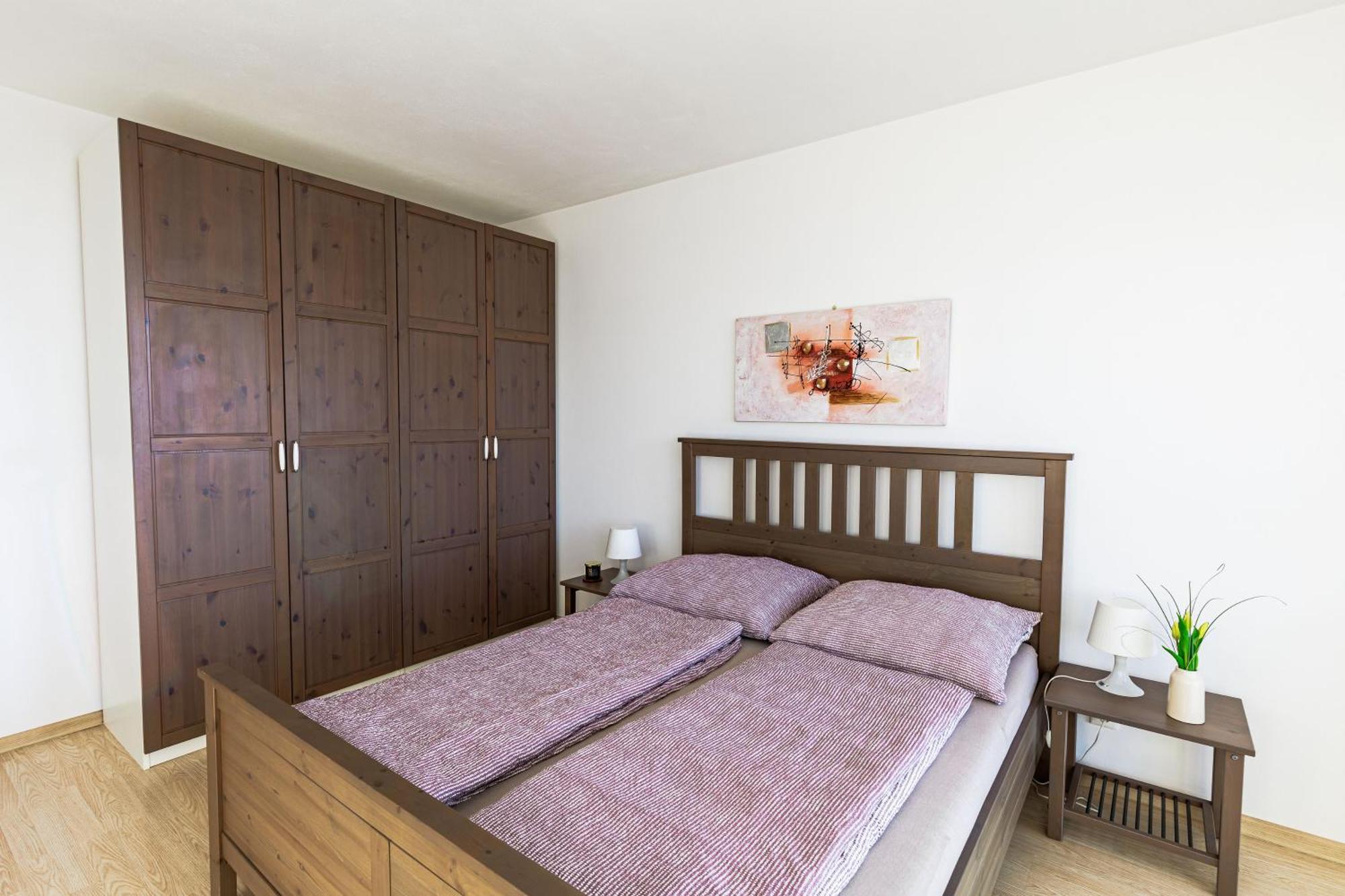 Sunny Apartment With Amazing Terrace On The 13Th Floor Near City Center Bratislava Eksteriør billede