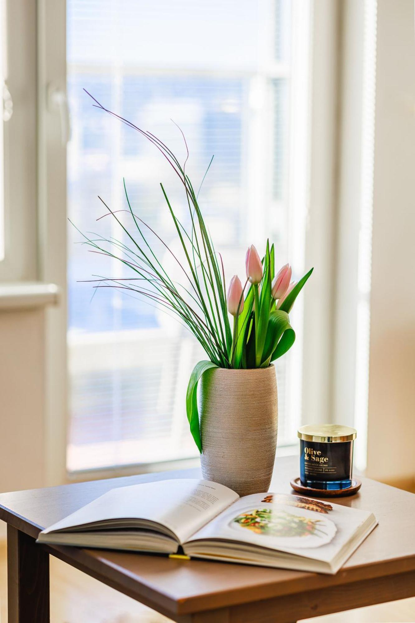 Sunny Apartment With Amazing Terrace On The 13Th Floor Near City Center Bratislava Eksteriør billede